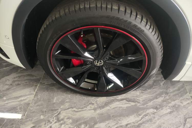 Used Volkswagen Tiguan X 2022 330TSI Two-Wheel-Drive Prestige Flagship Edition Left Front Wheel Hub