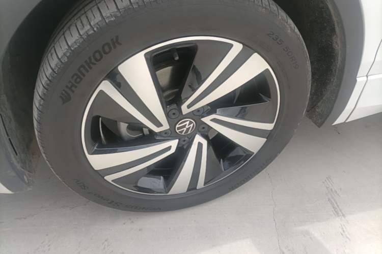 Used Volkswagen Tiguan X 2022 330TSI Two-Wheel-Drive Flagship Edition Left Front Wheel Hub