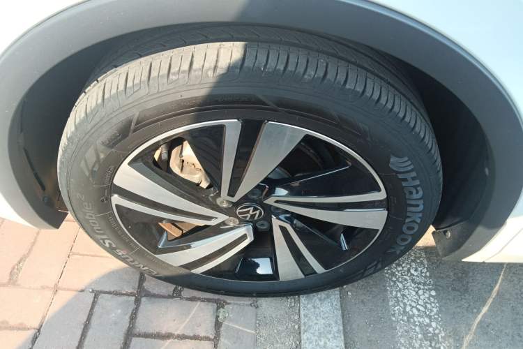 Used Volkswagen Tiguan X 2022 330TSI Two-Wheel-Drive Flagship Edition Left Front Wheel Hub