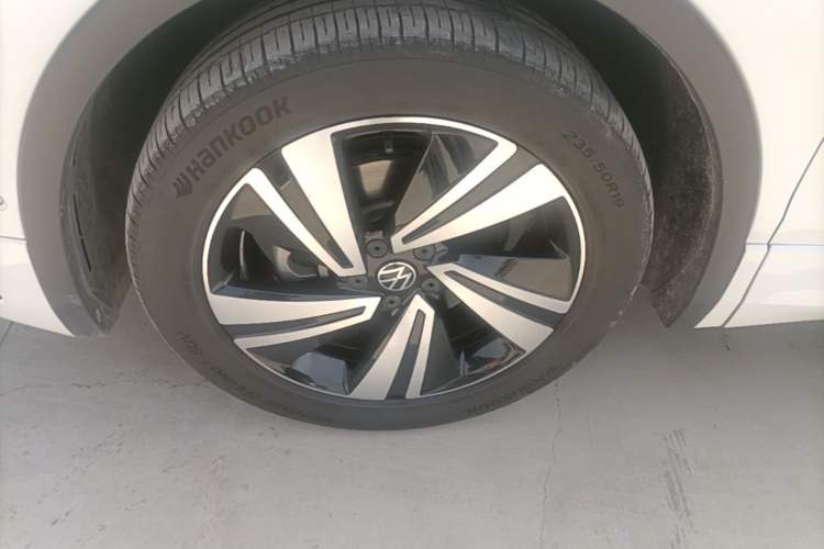 Used Volkswagen Tiguan X 2022 330TSI Two-Wheel-Drive Flagship Edition Left Front Wheel Hub