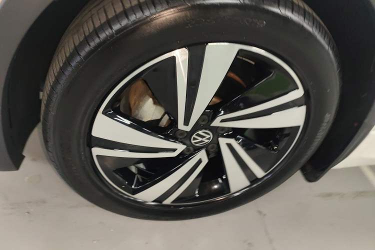 Used Volkswagen Tiguan X 2022 330TSI Two-Wheel Drive Enjoyment Version Left Front Wheel Hub