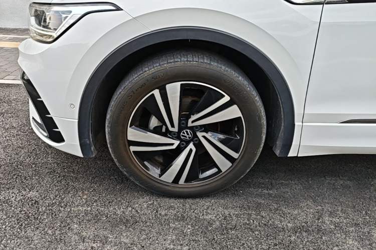 Used Volkswagen Tiguan X 2022 330TSI Two-Wheel-Drive Flagship Edition Left Front Wheel Hub