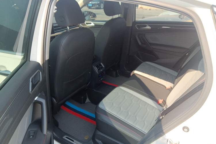Used Volkswagen Tiguan X 2022 330TSI Two-Wheel-Drive Flagship Edition Left Rear Seat