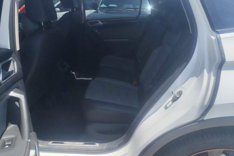 Used Volkswagen Tiguan X 2022 380TSI Four-Wheel Drive Prestige Flagship Edition Left Rear Seat