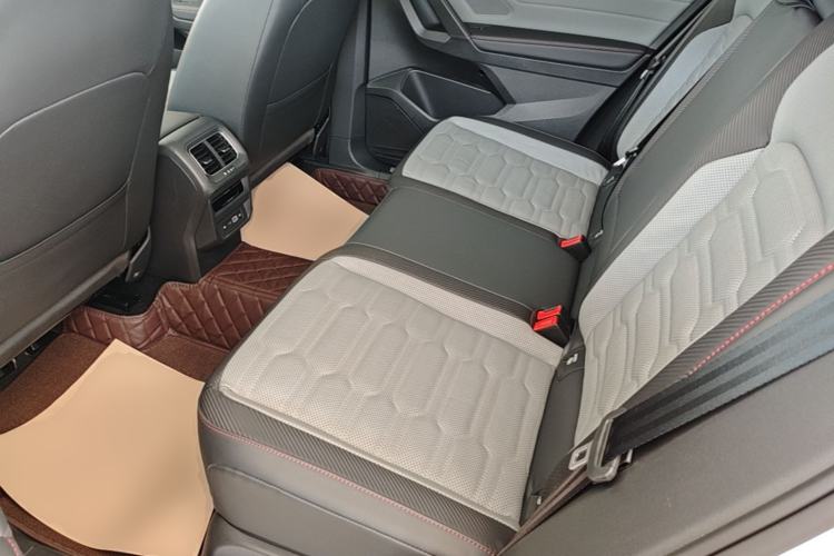 Used Volkswagen Tiguan X 2022 330TSI Two-Wheel-Drive Flagship Edition Left Rear Seat