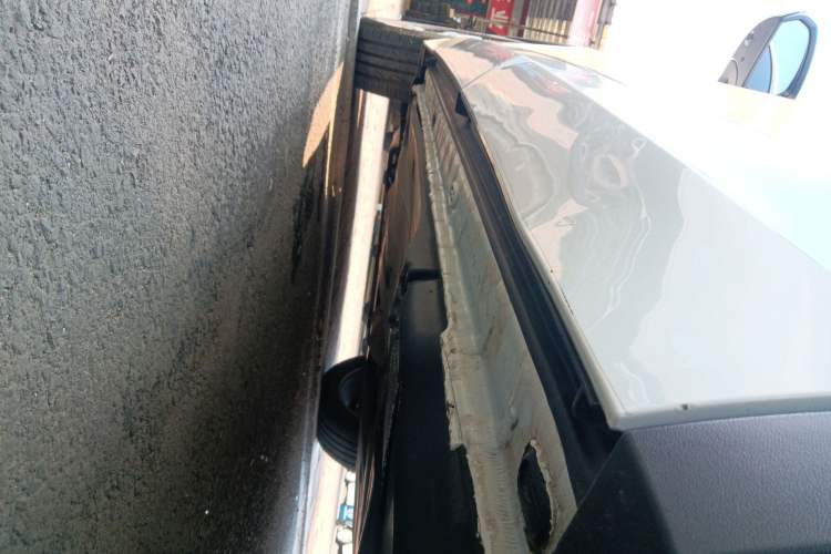Used Volkswagen Tiguan X 2022 330TSI Two-Wheel-Drive Flagship Edition Left Side Sill