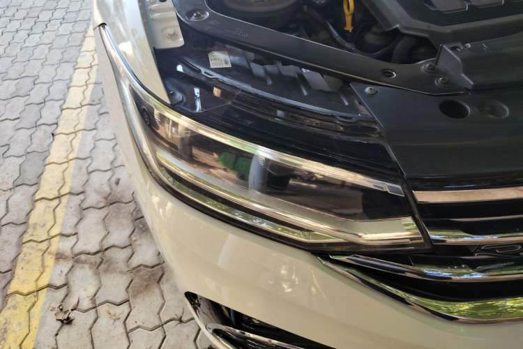 Used Volkswagen Tiguan X 2022 330TSI Two-Wheel-Drive Flagship Edition Right Front Headlight