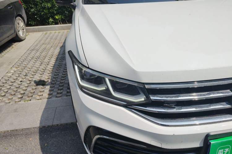 Used Volkswagen Tiguan X 2022 330TSI Two-Wheel-Drive Prestige Flagship Edition Right Front Headlight