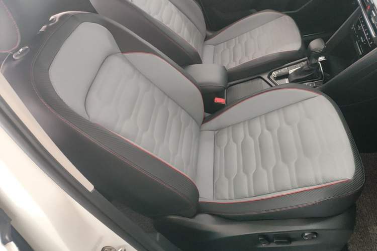 Used Volkswagen Tiguan X 2022 330TSI Two-Wheel-Drive Prestige Flagship Edition Right Front Seat