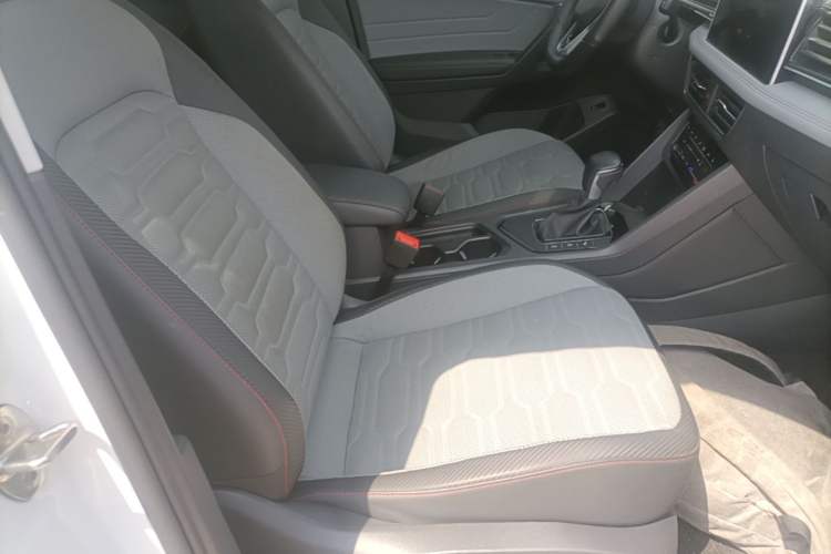 Used Volkswagen Tiguan X 2022 330TSI Two-Wheel-Drive Flagship Edition Right Front Seat