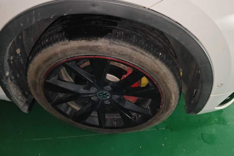 Used Volkswagen Tiguan X 2022 330TSI Two-Wheel-Drive Prestige Flagship Edition Right Front Wheel Hub