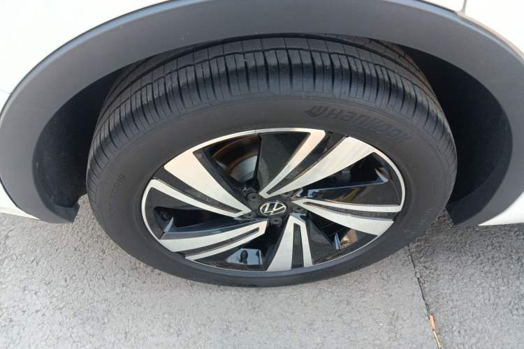 Used Volkswagen Tiguan X 2022 330TSI Two-Wheel-Drive Flagship Edition Right Rear Wheel Hub