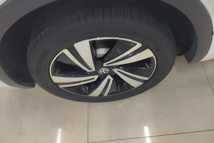 Used Volkswagen Tiguan X 2022 330TSI Two-Wheel-Drive Flagship Edition Right Rear Wheel Hub