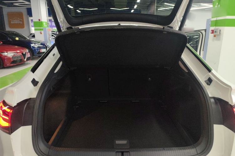Used Volkswagen Tiguan X 2022 330TSI Two-Wheel Drive Enjoyment Version Trunk