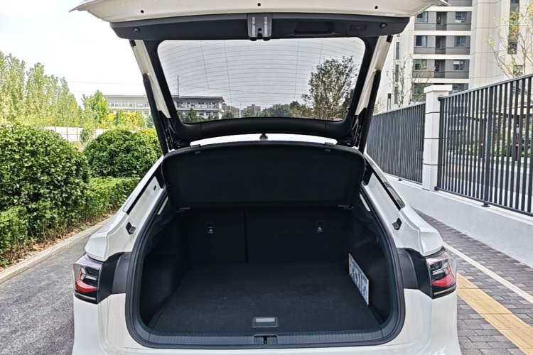 Used Volkswagen Tiguan X 2022 330TSI Two-Wheel-Drive Flagship Edition Trunk