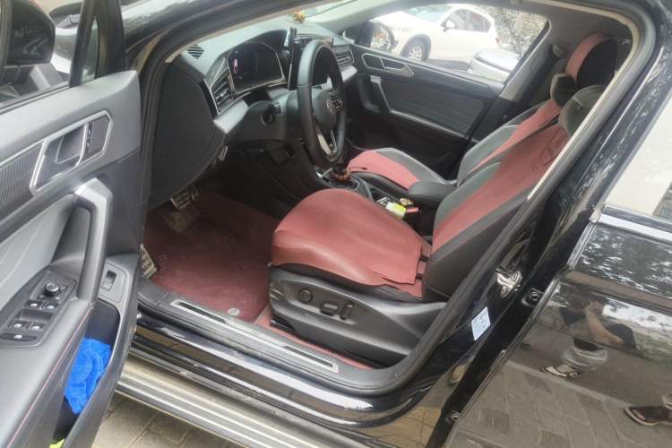 Used Volkswagen Tiguan X 2023 Revised Version 330TSI Two-Wheel-Drive Flagship Edition Driver Seat