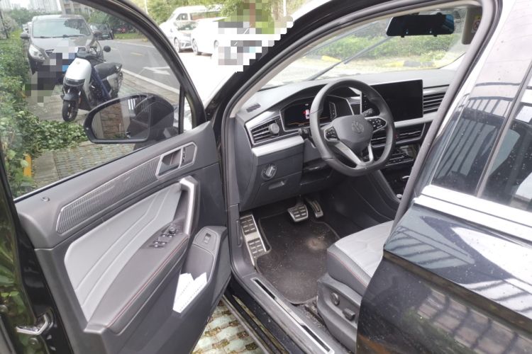 Used Volkswagen Tiguan X 2023 Revised Version 330TSI Two-Wheel Drive Enjoyment Edition Driver Seat