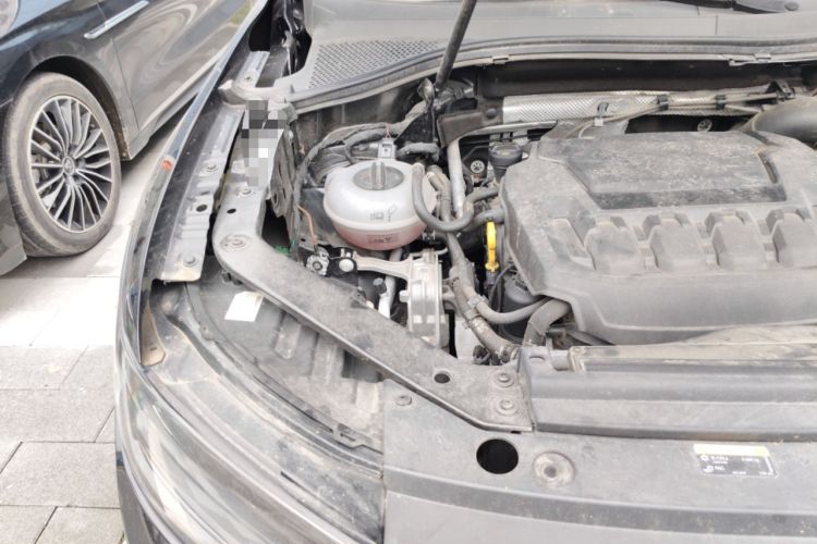 Used Volkswagen Tiguan X 2023 Revised Version 330TSI Two-Wheel-Drive Flagship Edition Engine Bay Right