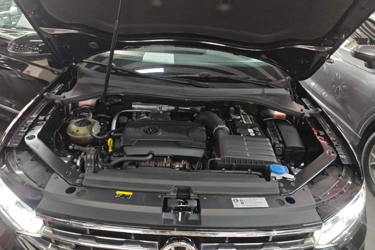 Used Volkswagen Tiguan X 2023 380TSI Four-Wheel Drive Prestige Flagship Edition Engine Bay