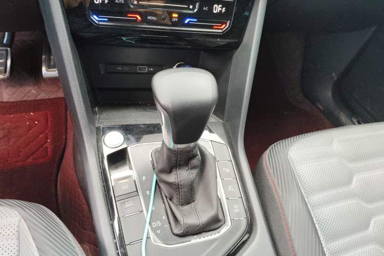 Used Volkswagen Tiguan X 2023 Revised Version 330TSI Two-Wheel-Drive Flagship Edition Gear Lever