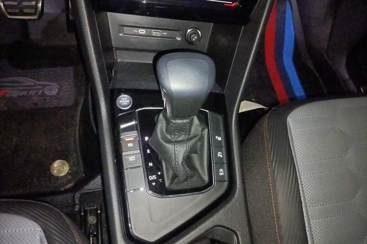 Used Volkswagen Tiguan X 2023 330TSI Two-Wheel-Drive Flagship Edition Gear Lever
