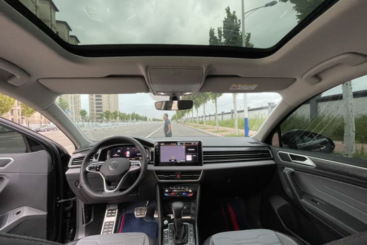 Used Volkswagen Tiguan X 2023 Revised Version 330TSI Two-Wheel Drive Enjoyment Edition Interior 3