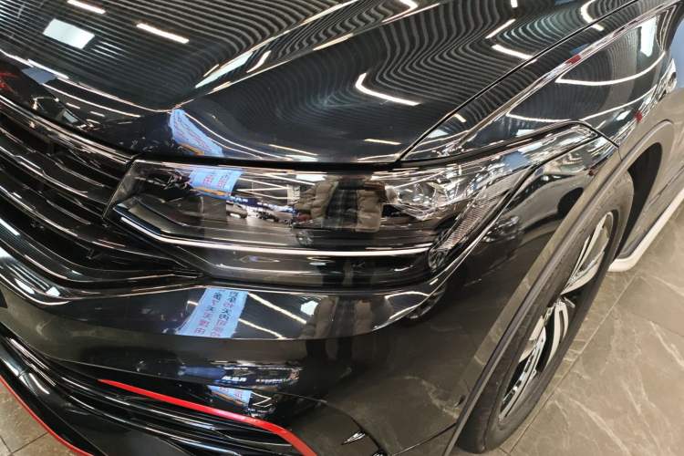 Used Volkswagen Tiguan X 2023 Revised Version 330TSI Two-Wheel-Drive Flagship Edition Left Front Headlight