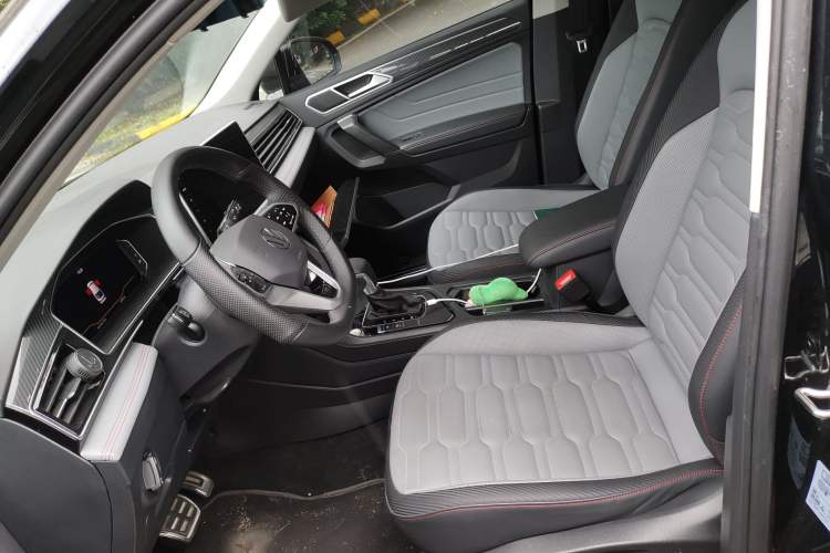 Used Volkswagen Tiguan X 2023 Revised Version 330TSI Two-Wheel Drive Enjoyment Edition Left Front Seat