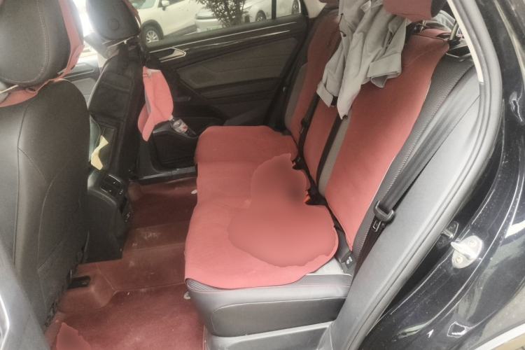 Used Volkswagen Tiguan X 2023 Revised Version 330TSI Two-Wheel-Drive Flagship Edition Left Rear Seat