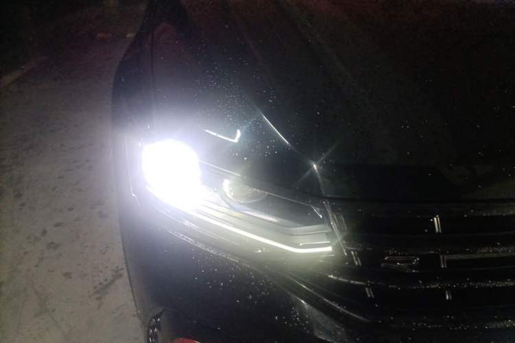 Used Volkswagen Tiguan X 2023 330TSI Two-Wheel-Drive Flagship Edition Right Front Headlight