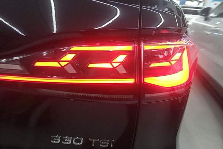 Used Volkswagen Tiguan X 2023 330TSI Two-Wheel-Drive Flagship Edition Right Rear Taillight