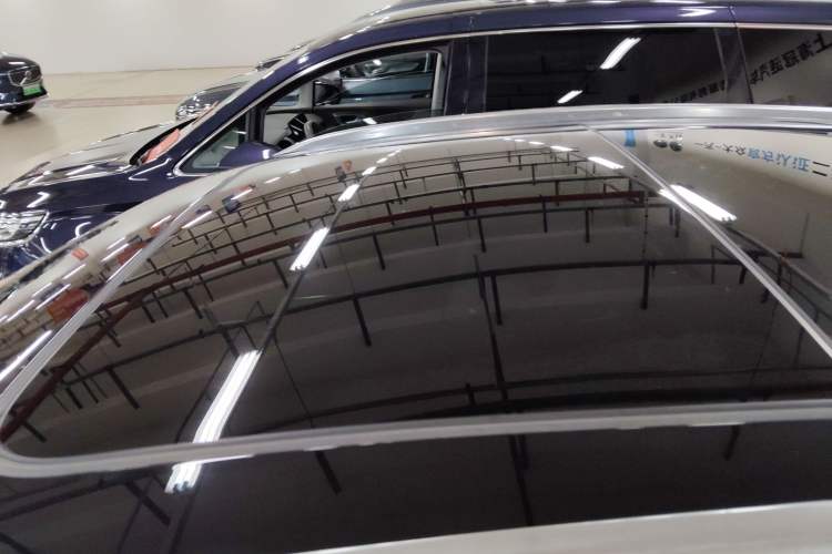 Used Volkswagen Tiguan X 2023 330TSI Two-Wheel-Drive Prestige Flagship Edition Roof