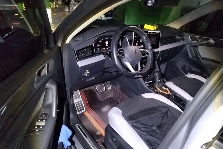 Used Volkswagen Tiguan X 2023 330TSI Two-Wheel Drive Luxury Edition Driver Seat