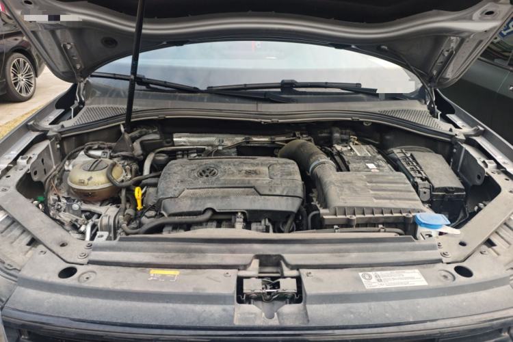 Used Volkswagen Tiguan X 2023 380TSI Four-Wheel Drive Flagship Edition Engine Bay