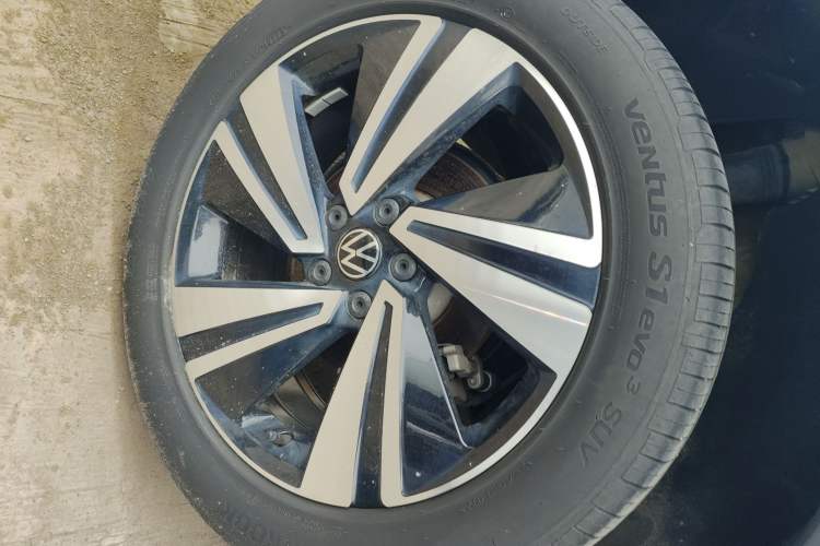 Used Volkswagen Tiguan X 2023 Revised Version 330TSI Two-Wheel-Drive Flagship Edition Exterior 8