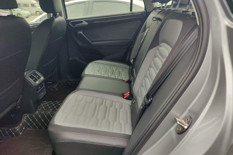 Used Volkswagen Tiguan X 2023 Revised Version 330TSI Two-Wheel-Drive Flagship Edition Interior 4