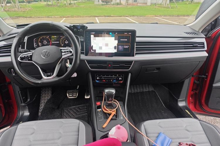 Used Volkswagen Tiguan X 2023 330TSI Two-Wheel-Drive Flagship Edition Center Console