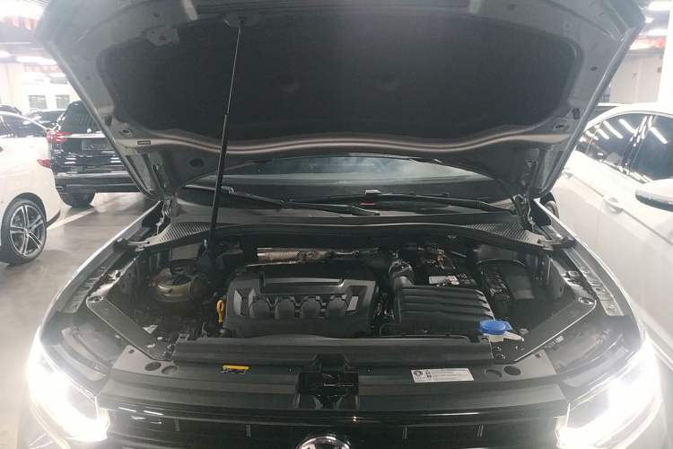 Used Volkswagen Tiguan X 2023 Facelift 330TSI Two-Wheel-Drive Prestige Flagship Edition Engine Bay