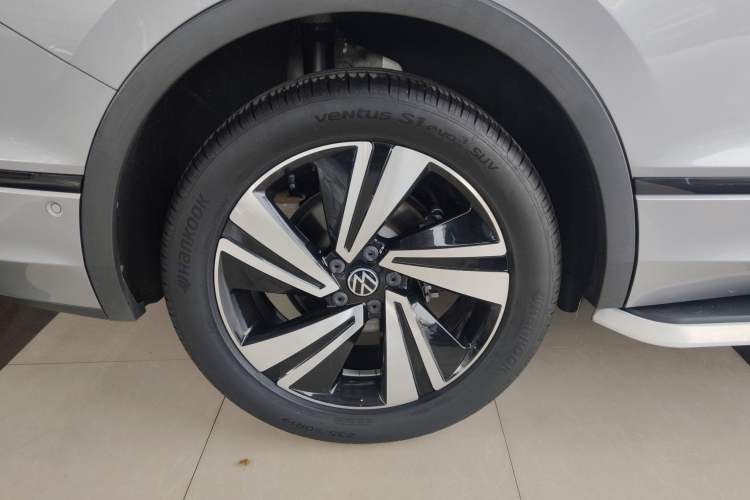 Used Volkswagen Tiguan X 2023 330TSI Two-Wheel-Drive Flagship Edition Exterior 5