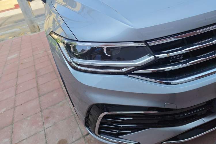 Used Volkswagen Tiguan X 2023 330TSI Two-Wheel-Drive Flagship Edition Right Front Headlight