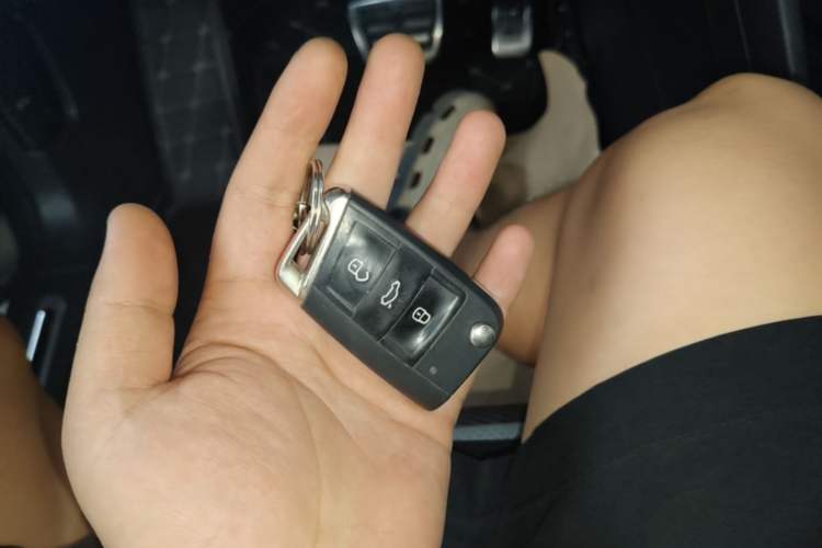 Used Volkswagen Tiguan X 2023 Revised Version 330TSI Two-Wheel-Drive Flagship Edition Vehicle Key