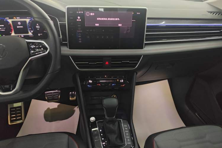 Used Volkswagen Tiguan X 2023 Facelift 330TSI Two-Wheel-Drive Prestige Flagship Edition Audio And AC Panel