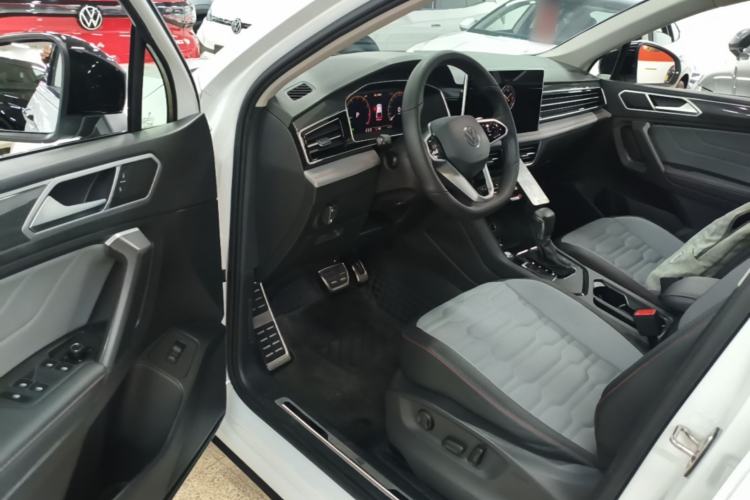 Used Volkswagen Tiguan X 2023 Revised Version 330TSI Two-Wheel-Drive Flagship Edition Driver Seat