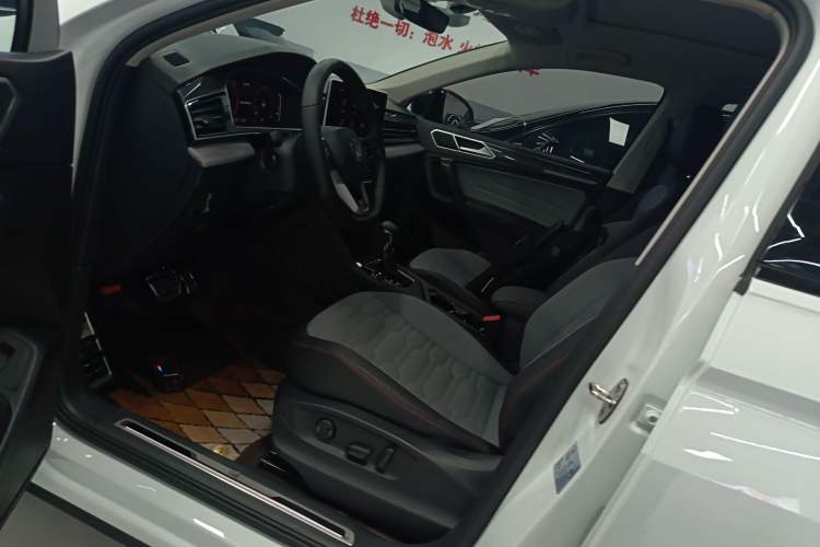 Used Volkswagen Tiguan X 2023 Revised Version 330TSI Two-Wheel-Drive Flagship Edition Driver Seat