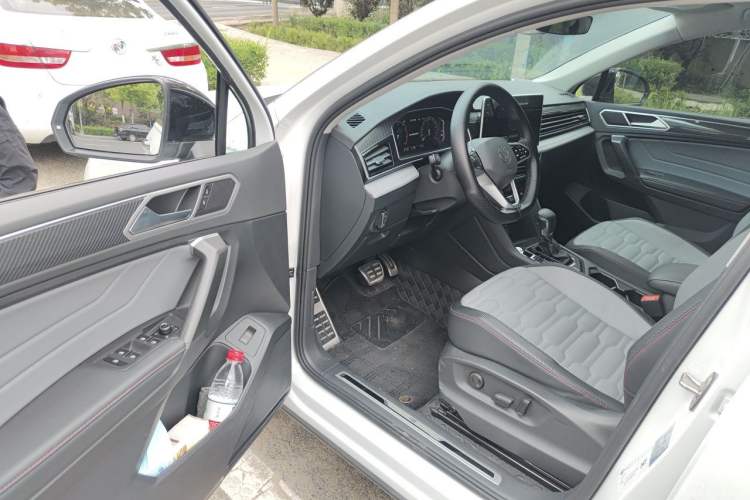 Used Volkswagen Tiguan X 2023 Revised Version 380TSI Four-Wheel Drive Flagship Edition Driver Seat
