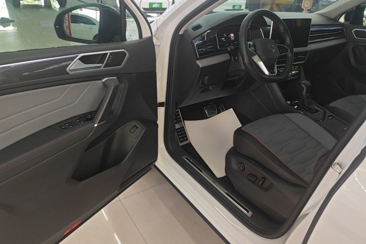 Used Volkswagen Tiguan X 2023 Facelift 330TSI Two-Wheel-Drive Prestige Flagship Edition Driver Seat