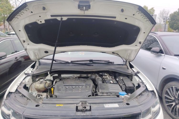 Used Volkswagen Tiguan X 2023 Facelift 330TSI Two-Wheel-Drive Prestige Flagship Edition Engine Bay