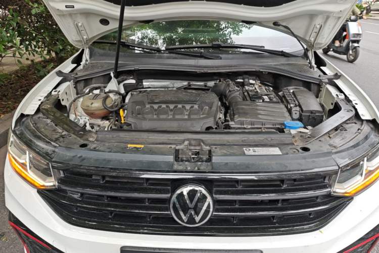 Used Volkswagen Tiguan X 2023 Facelift 330TSI Two-Wheel-Drive Prestige Flagship Edition Engine Bay
