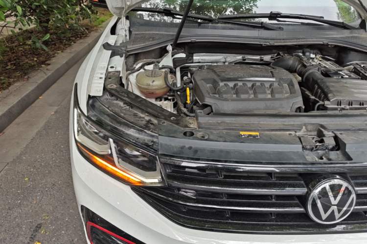 Used Volkswagen Tiguan X 2023 Facelift 330TSI Two-Wheel-Drive Prestige Flagship Edition Engine Bay Right