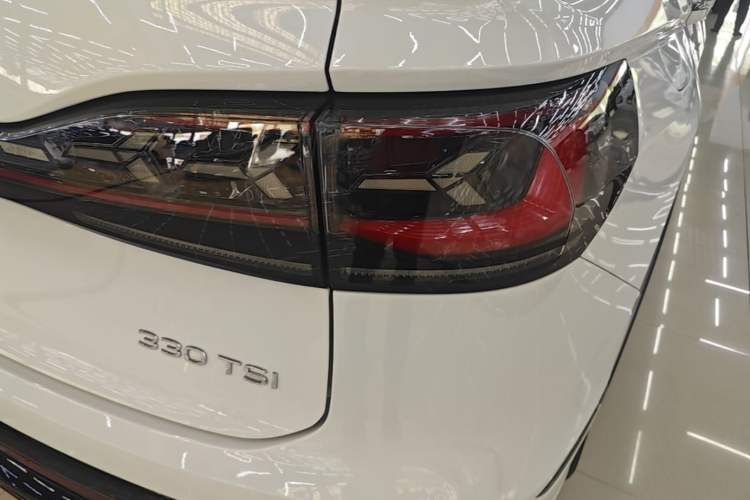 Used Volkswagen Tiguan X 2023 Facelift 330TSI Two-Wheel-Drive Prestige Flagship Edition Exterior 3